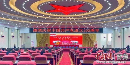 ͼΪÐÂÊé·¢²¼»áÏÖ³¡¡£ºÓÄÏÏØÎ¯Ðû´«²¿¹©Í¼ ͼΪÐÂÊé·¢²¼»áÏÖ³¡¡£ºÓÄÏÏØÎ¯Ðû´«²¿¹©Í¼