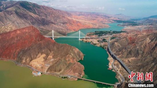 ͼΪ�ຣ�ƺ����򡣡������ ��