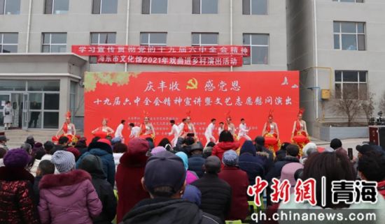 ͼΪ»î¶¯ÏÖ³¡¡£Ê¡ÎÄÒÕÖ¾Ô¸Õßлṩͼ ͼΪ»î¶¯ÏÖ³¡¡£Ê¡ÎÄÒÕÖ¾Ô¸Õßлṩͼ