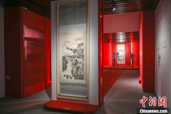 图为部分展出作品。 重庆江北区委宣传部供图 图为部分展出作品。 重庆江北区委宣传部供图