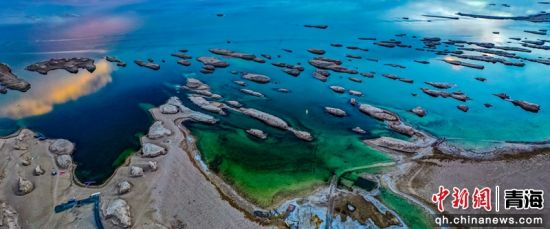 ͼΪ´ó²ñµ©Ë®ÉÏÑŵ¤¡£ º£Î÷ÖÝίÐû´«²¿ ¹©Í¼ ͼΪ´ó²ñµ©Ë®ÉÏÑŵ¤¡£ º£Î÷ÖÝίÐû´«²¿ ¹©Í¼