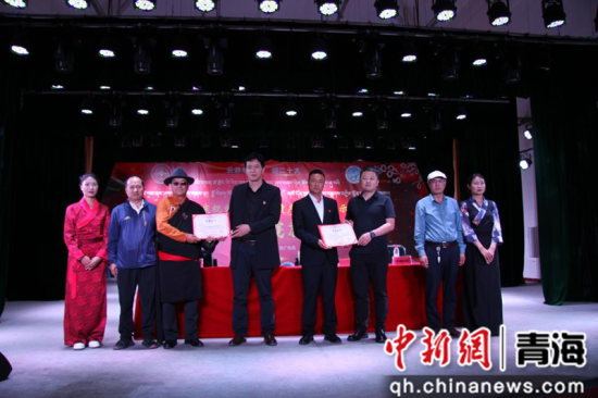 ͼΪ������ʽ�ֳ���������ͼ