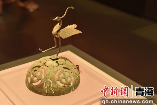 ͼΪ�ຣ��ʷ����չ������ͨ�����կ����Ĺ���� ��ͭѬ¯�ǡ�����ͼ