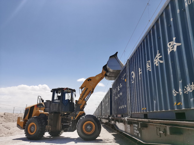 �κ��ط�װ������������