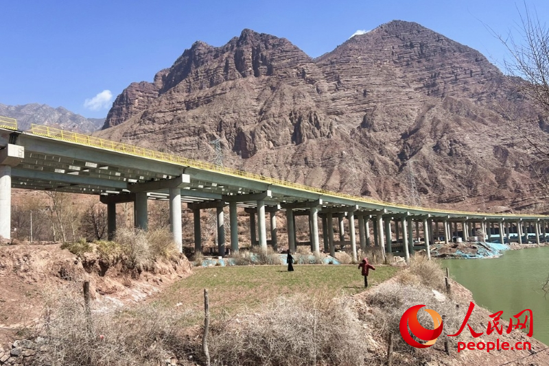 ������ٹ�·��ר�ô徭�������������� �ʺ�����