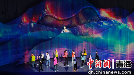 ͼΪ���־硶����ңԶ�ĵط�2.0�����ա��ຣ���Ժ��ͼ
